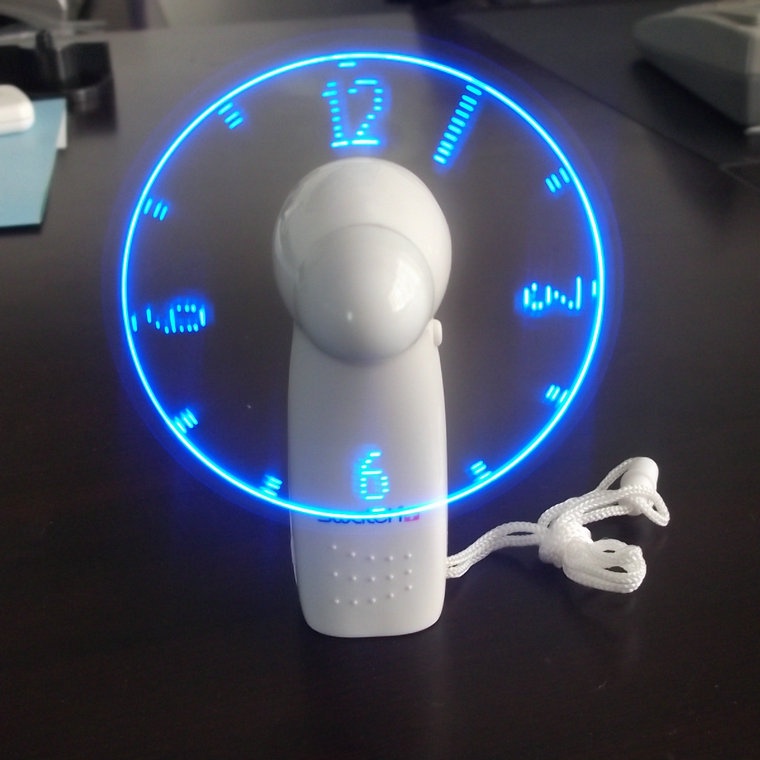 Quạt Sáng Tạo LED-Mini Fan Cầm Tay LED Phát Sáng Có Thể Hiển Thị Hoa Văn Với Quạt Chữ Flash