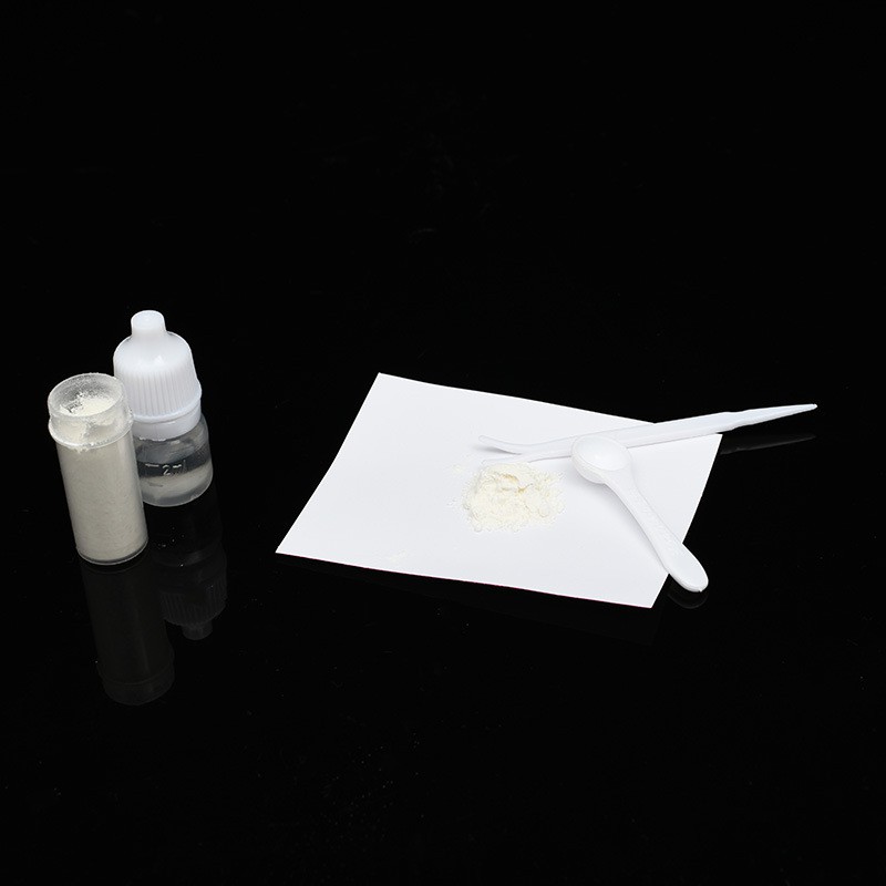 Keo dính răng nanh giả