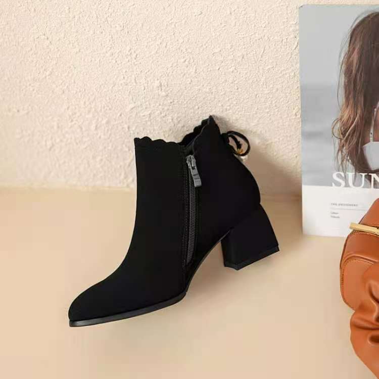  Giày boot da lộn phong cách thời trang Hàn Quốc 2020 | BigBuy360 - bigbuy360.vn