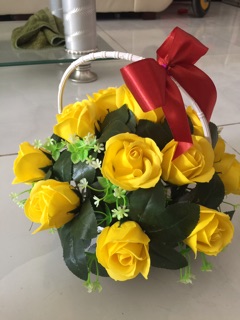 Hoa sáp cắm giỏ