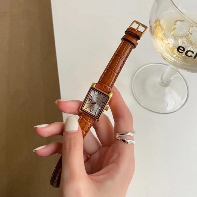 ĐỒNG HỒ NỮ NÂU VINTAGE CASIO DÂY DA NÂU SẦN