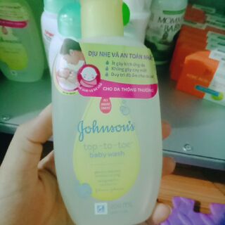 Sữa tắm johnson's baby