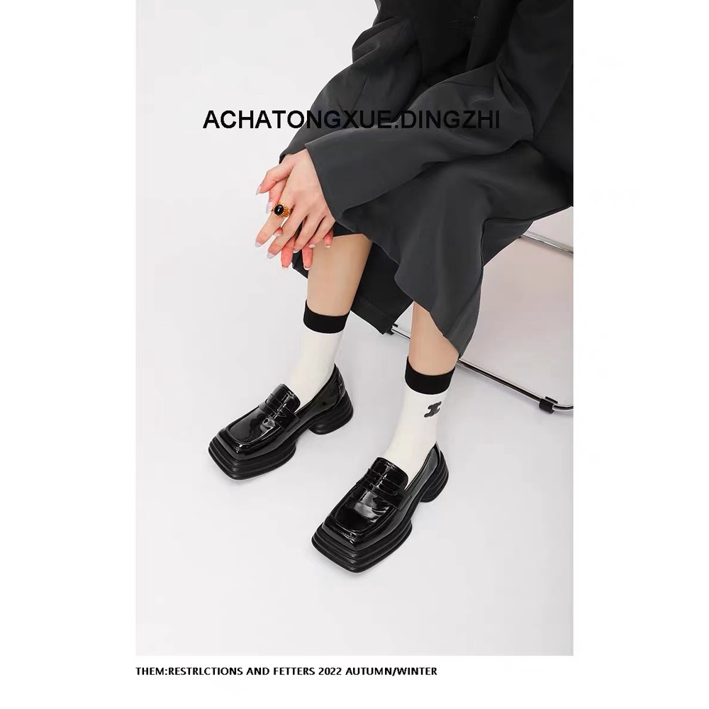 Đôi giày lười đế dày thiết kế mới thời trang mùa hè theo phong cách nhật bản 2021