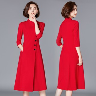 Đầm nút lệch bên cho người béo mập