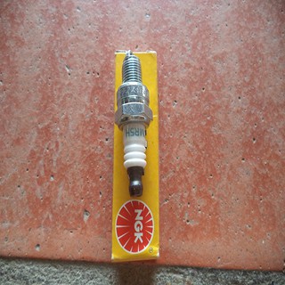 Bugi NGK CMR5H đùng cho máy cắt cỏ,máy đầm cóc 4 thì
