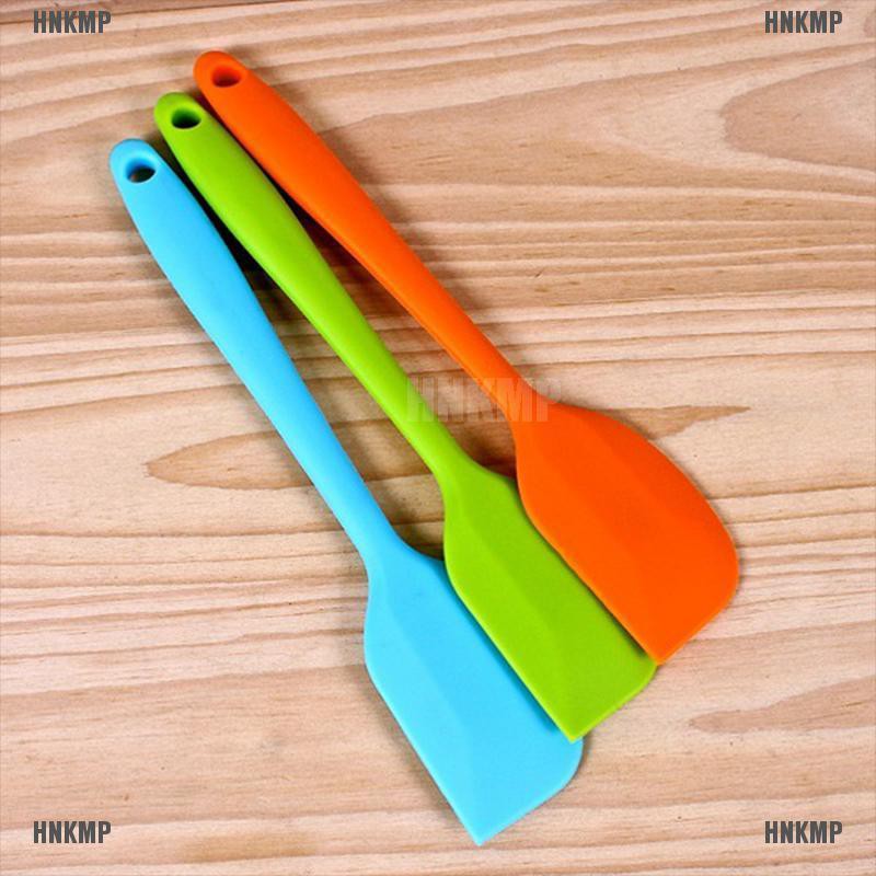Phới trộn bột làm bánh bằng silicone