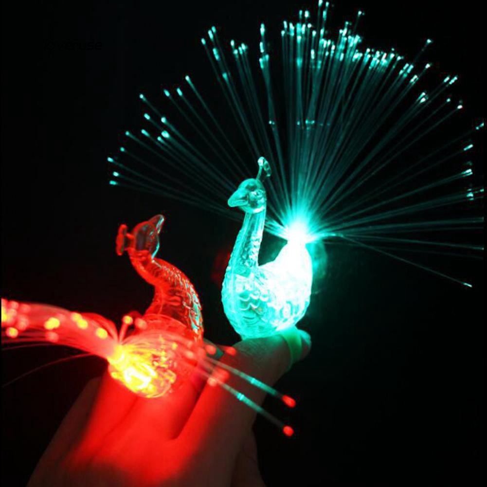 Nhẫn đèn LED hình chim công độc đáo