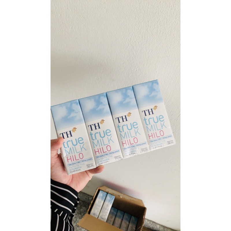 Sữa TH Hilo Vị Tự Nhiên (48 hộp)