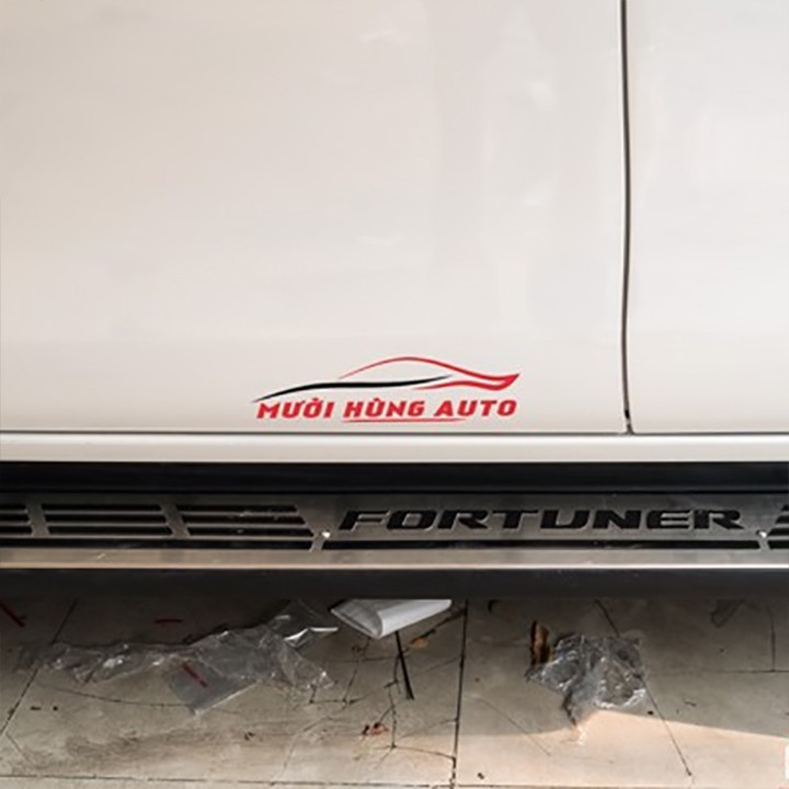 Ốp Bậc Lên Xuống - Ốp Bệ Bước Chân INOX Cao Cấp Dành Cho Xe Toyota Fortuner