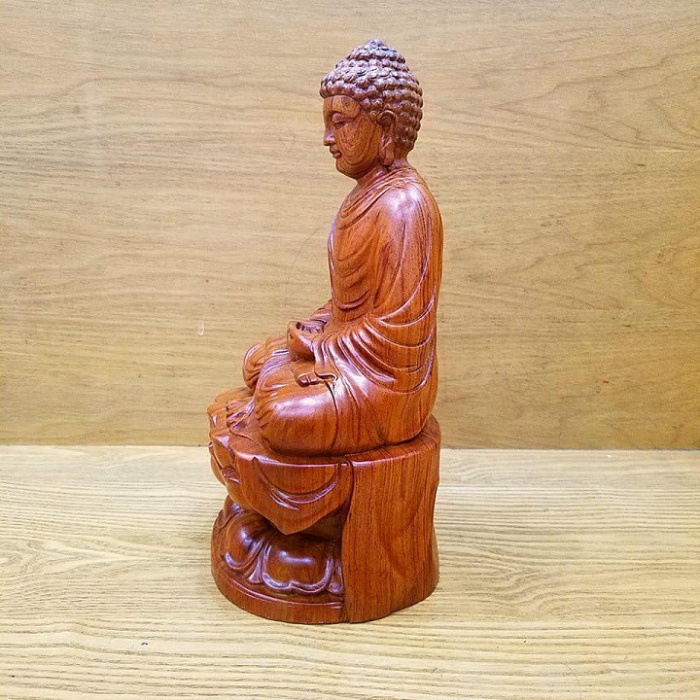 tượng phật thích ca mâu ni