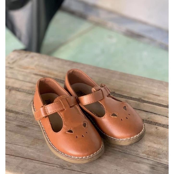 Giày nâu zara bé gái hàng vợt sale TBN