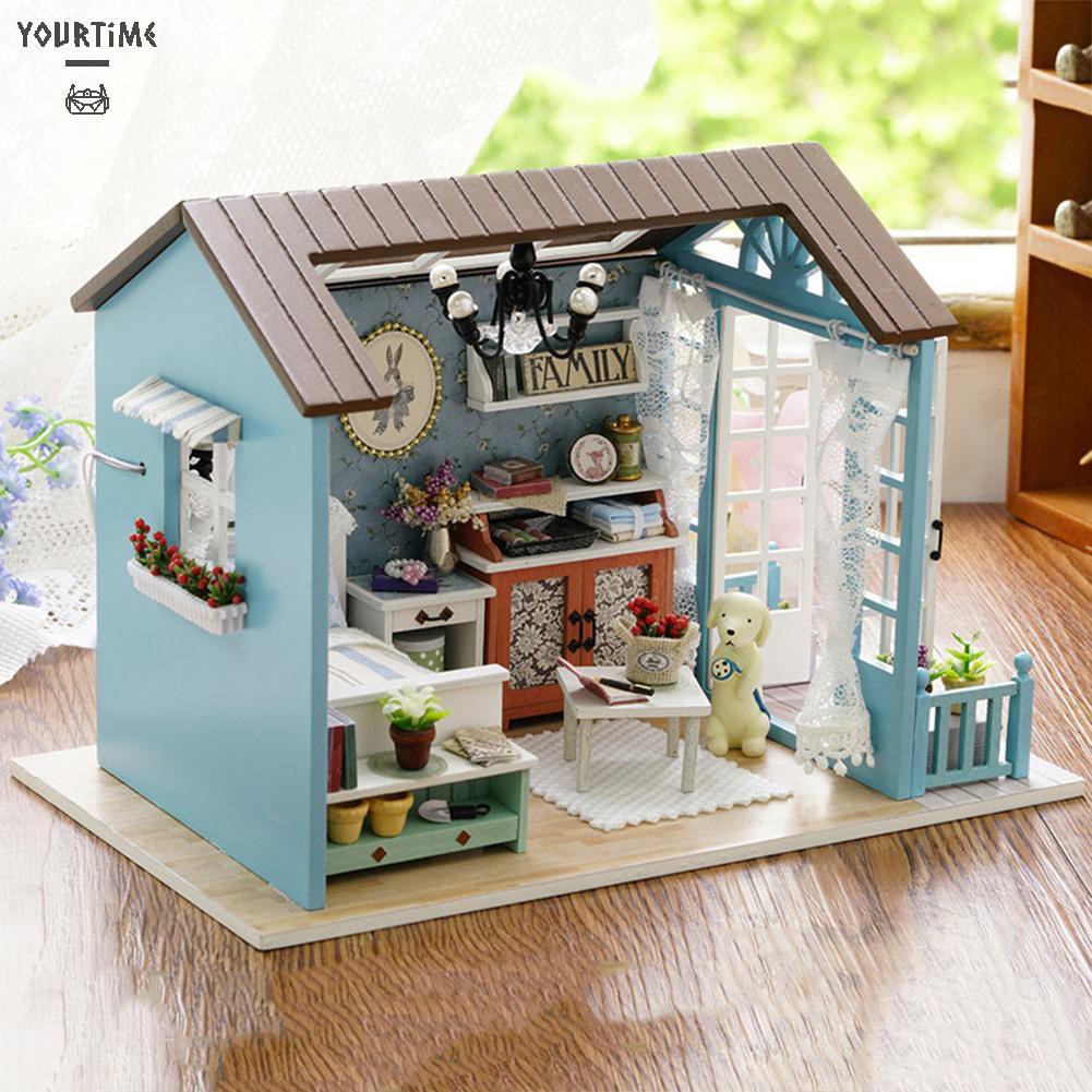 Đồ chơi DIY Mini Dollhouse Wooden Children Toy Handmade Doll House Furniture Kit