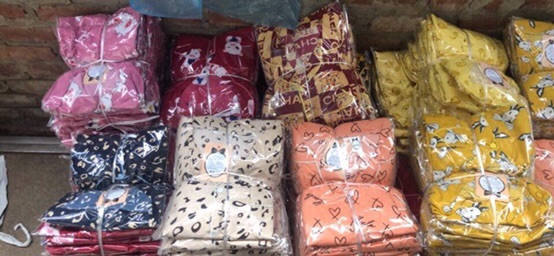 Bộ kate cộc cổ vest