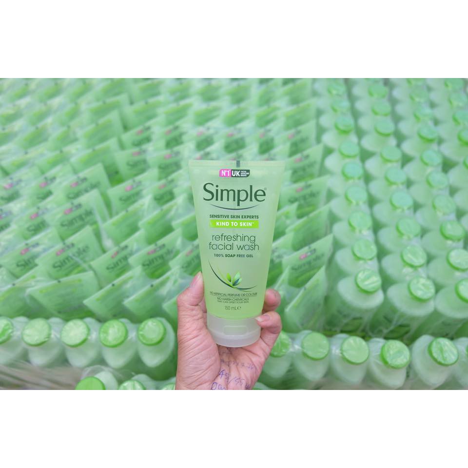 Sữa Rửa Mặt Dạng Gel Simple Kind To Skin Refreshing Facial Wash Gel