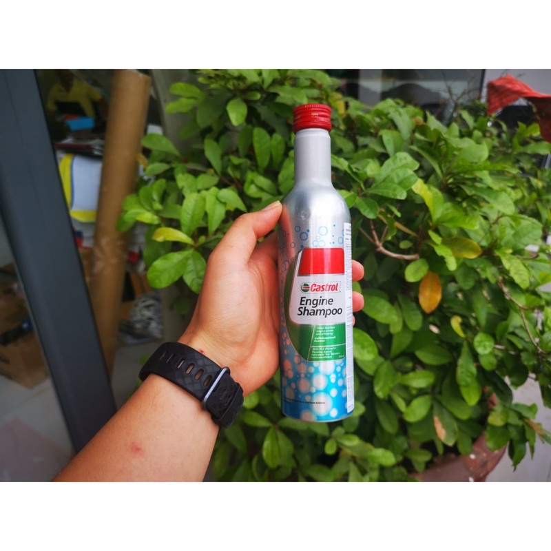 Chính hãng Castrol Dung dịch súc rửa động cơ ô tô máy xăng và máy dầu diesel Castrol Engine Shampoo 300ml