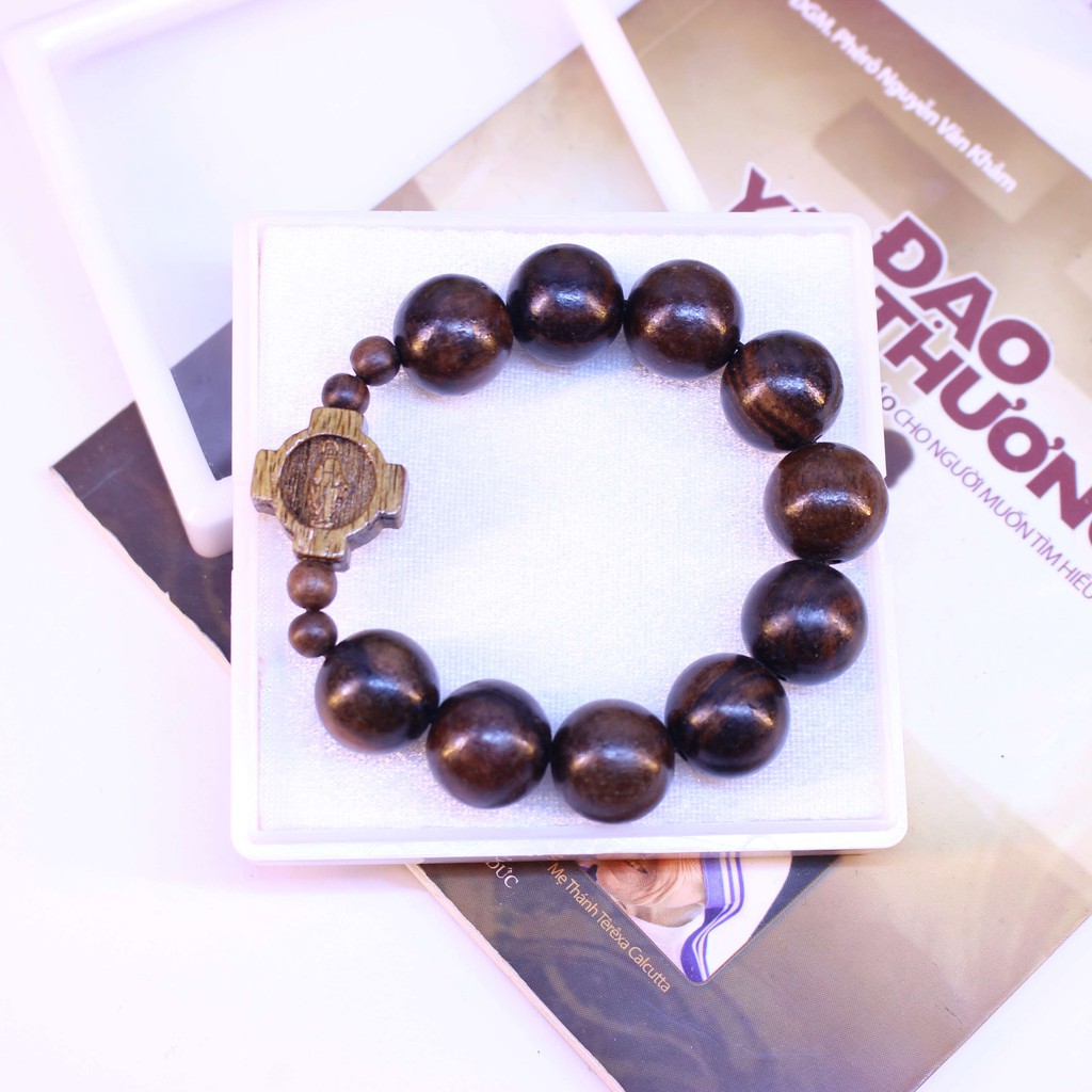 Vòng Tay Chuỗi Mân Côi Mun Sọc Nâu Đen Gỗ 14ly Thánh Giá khắc hình