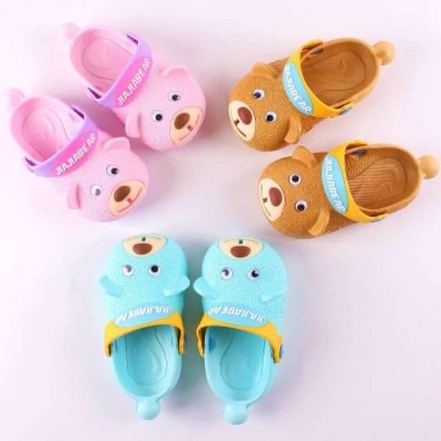 Giày cao su hình Gấu có đuôi - siêu mềm