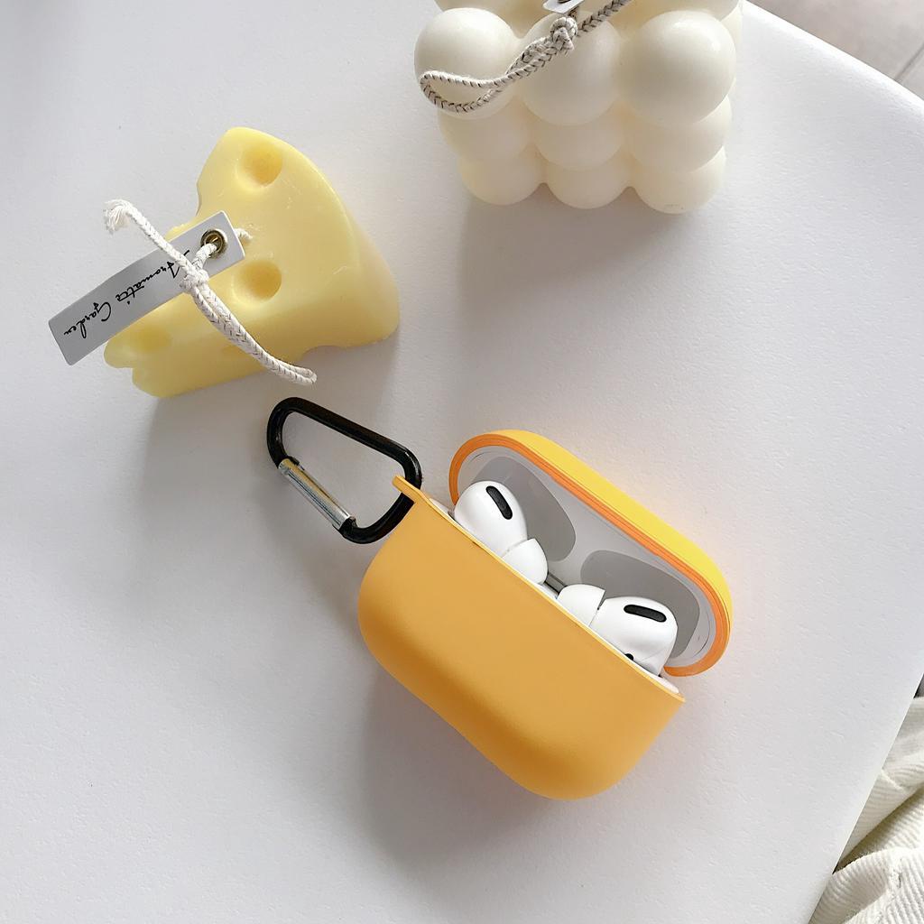 Vỏ hộp sạc tai nghe Bluetooth không dây màu kẹo nhám bằng cao su silicon mềm kèm móc treo cho Airpods Pro 3