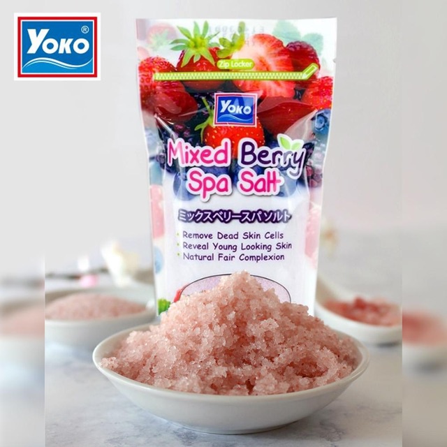 Muối Tắm Tẩy Tế Bào Chết Yoko Dâu Tằm Dâu Tây 300g - Mixed Berry Spa Salt