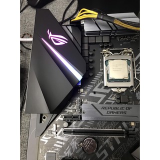ROG STRIX H370-F GAMING CÓ Led