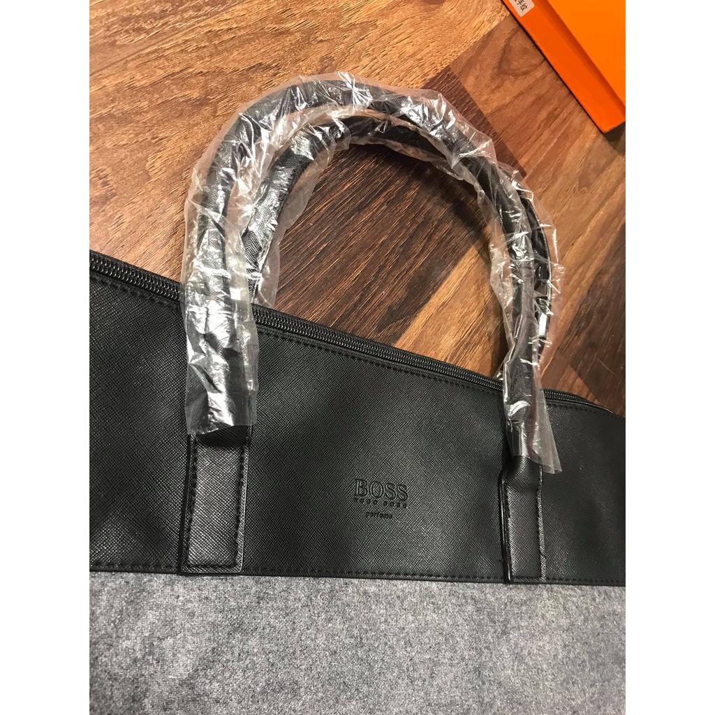 Túi du lịch Hugo Boss Mens Grey Weekend Holdall Duffel Sports - Hàng Chính hãng