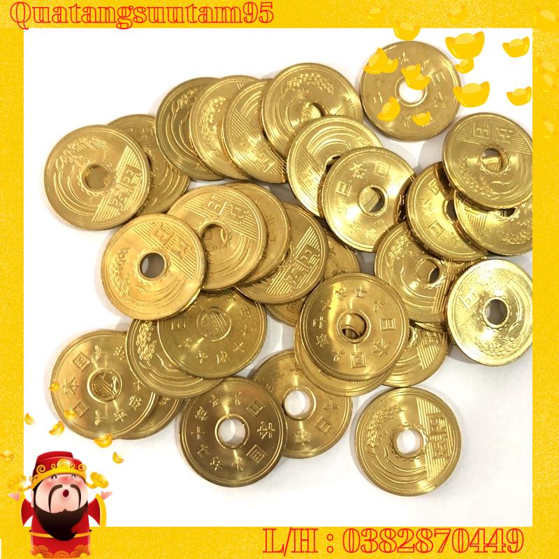 Đồng xu may mắn 5 yên Nhật tặng túi gấm đỏ phong thuỷ chất lượng mới 100%