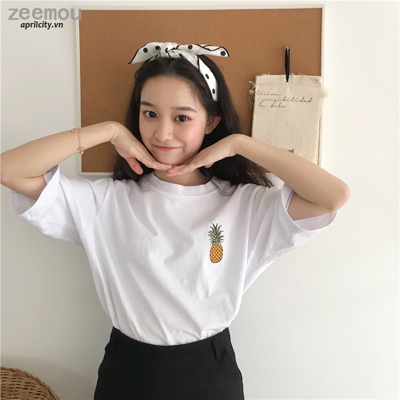 Áo thun ngắn tay màu trơn in hình quả dứa phong cách Hàn Quốc | BigBuy360 - bigbuy360.vn