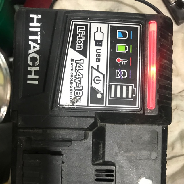 Sạc nhanh hitachi