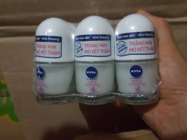 Lăn khử mùi nivea trắng mịn mờ vết thâm 12ml