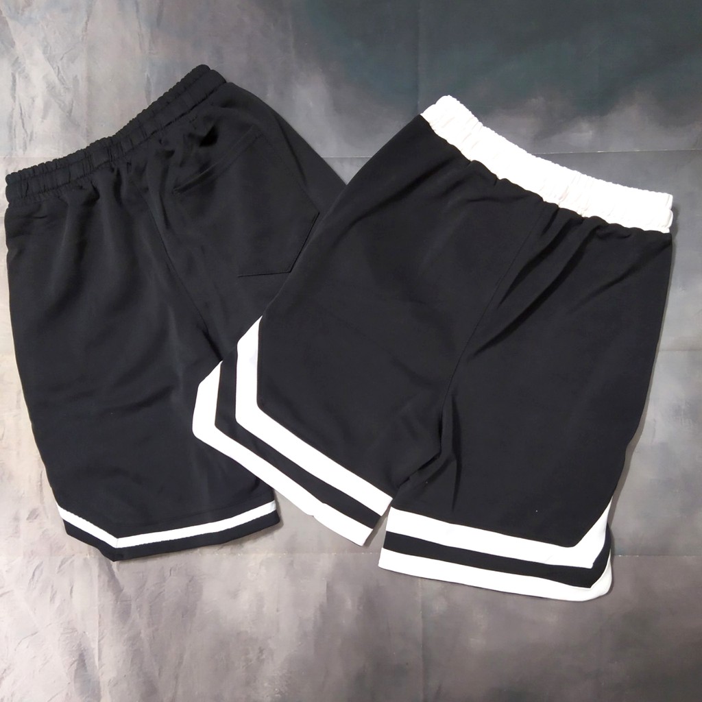 Combo quần 2 quần short thun thể thao ( Quần short 2v unisex line sọc + Quần short 1v unisex sọc có zip kéo ) | Beway