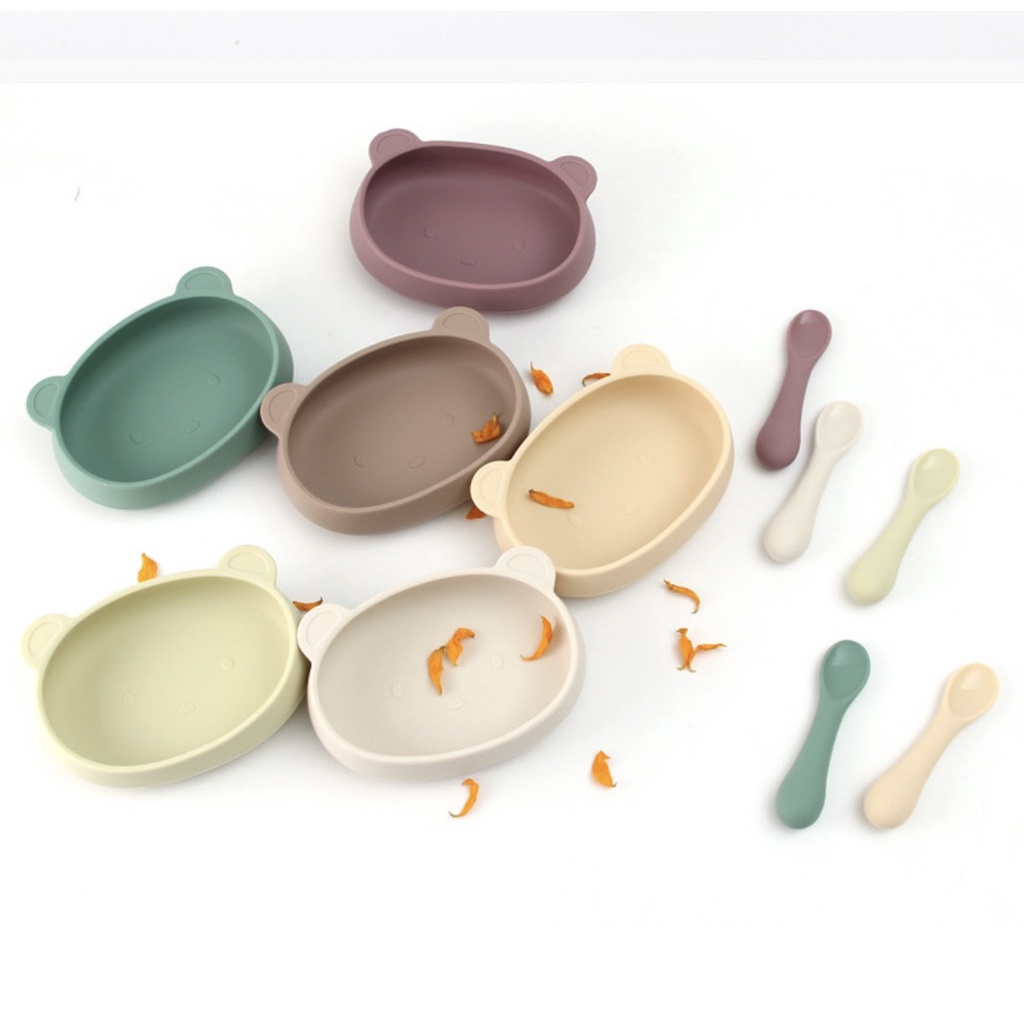 Set ăn dặm silicon 3 chi tiết: bát ăn dặm silicon, thìa muỗng silicon kèm khay ăn dặm silicon kiêm nắp đậy Bobby Doll