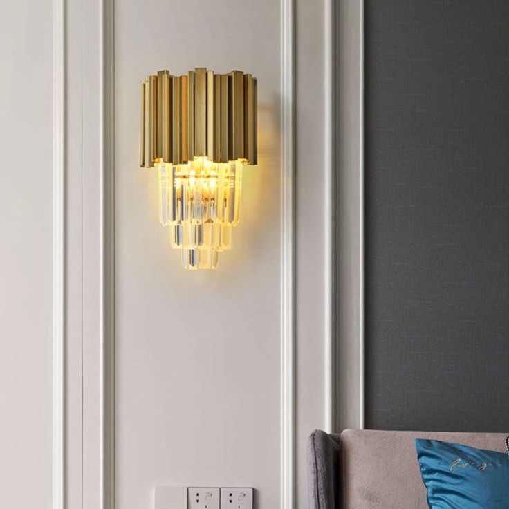 Đèn gắn tường, SuperVilighting, Đui E14, điện áp 220V, Đèn pha lê cao cấp,vỏ mạ tĩnh điện Bảo hành 24 tháng