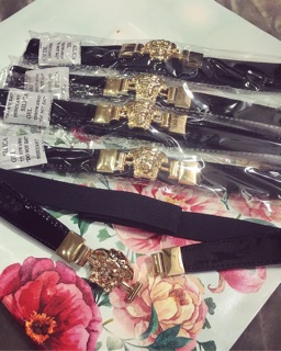 Belt thun nữ mặt vàng Versace
