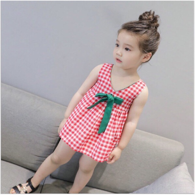 Bộ váy kẻ cho bé gái
