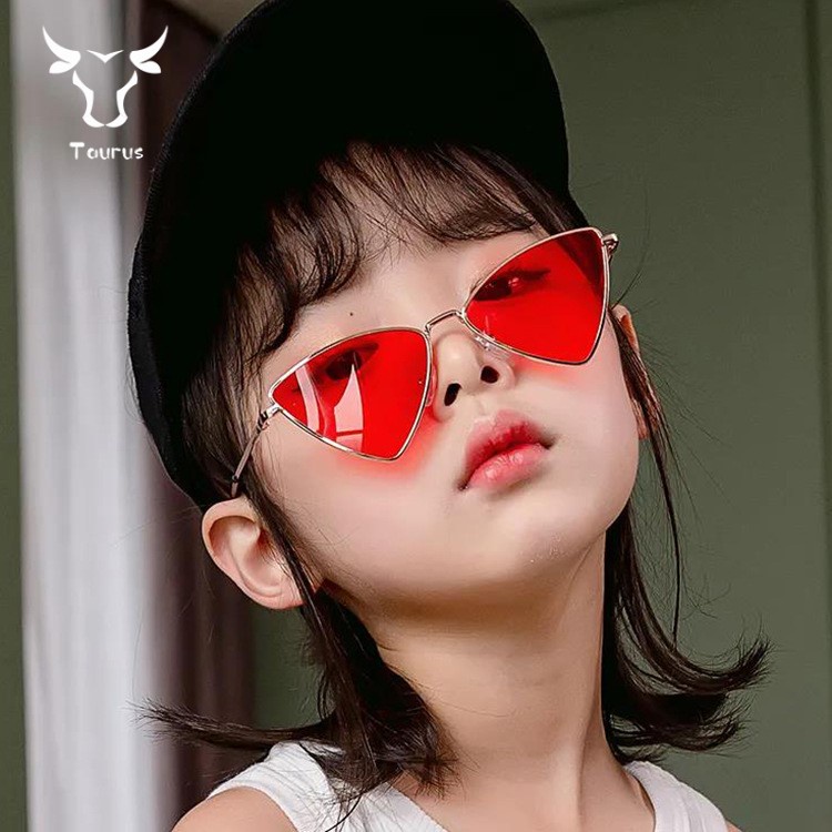 Kính râm tam giác Cô gái Cá tính Kính râm Cậu bé Thời trang Gọng kim loại Kính trẻ em