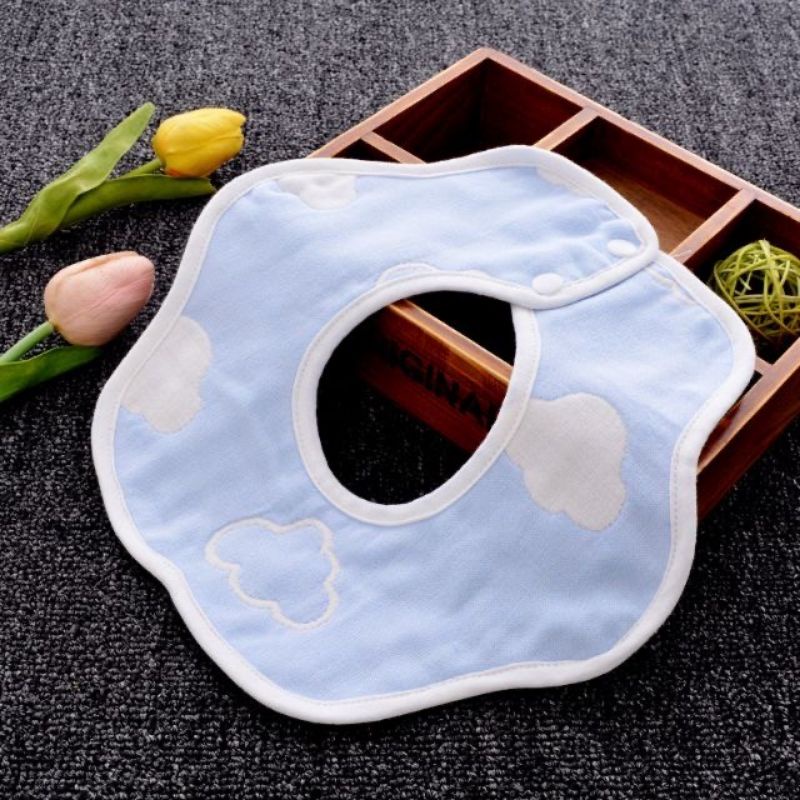 Yếm tròn đeo cổ hình hoa thấm dãi ăn dặm giữ ấm vải xô 6 lớp dệt 2 mặt xoay 360 độ 2 nấc cúc bấm cho bé