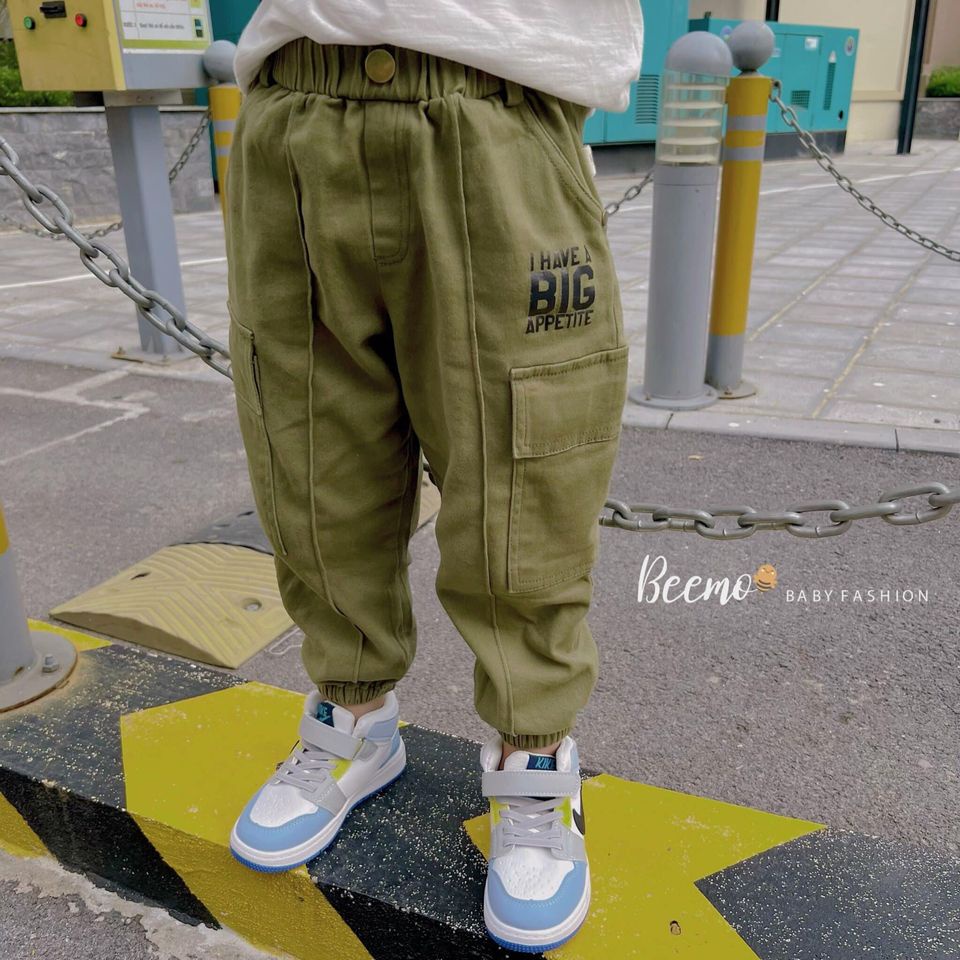 Quần kaki dài đính cúc, túi hộp Beemo