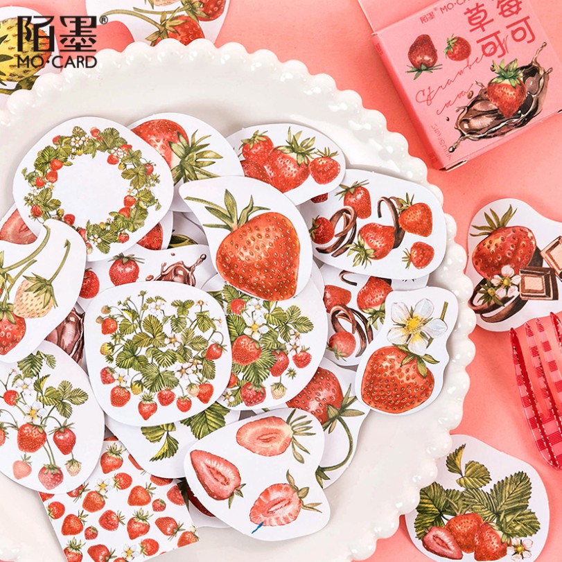 Hộp 46 miếng sticker mẫu quả dâu và socola