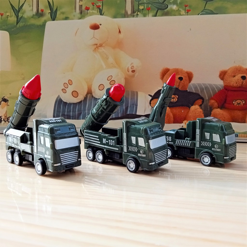 Bộ 6 Xe Quân Sự Đồ Chơi Cho Bé Gồm Các Xe Chứa Bệ Phóng Tên Lửa, Máy Bay, Xe Cứu Thương