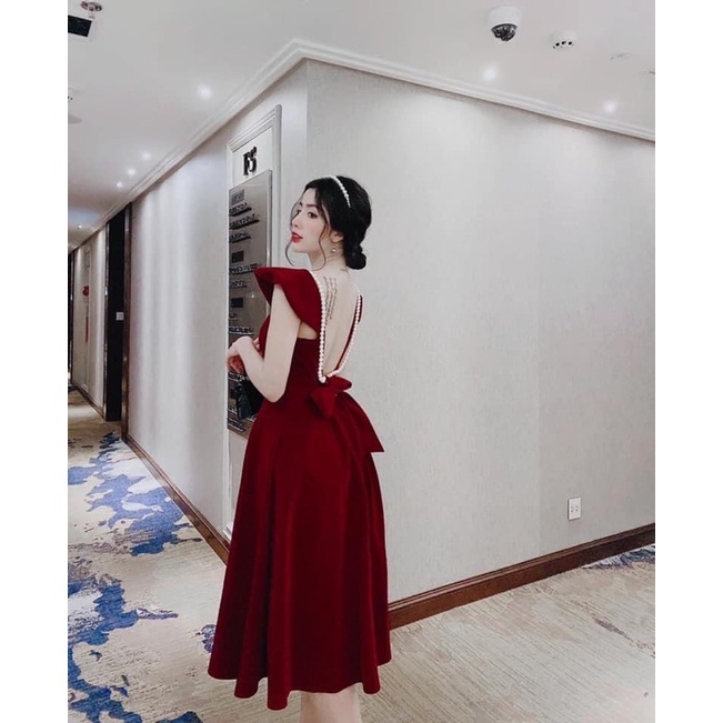 Váy Nhung hở lưng