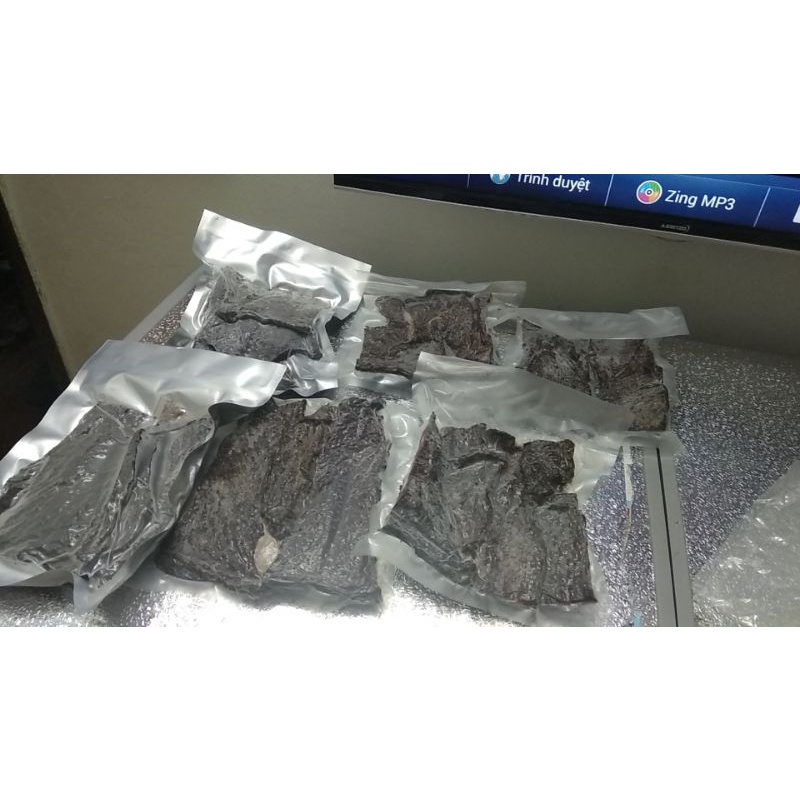 Trâu gác bếp Tây Bắc đóng gói 1 túi 500g hoặc 2 túi 250g, túi 100g