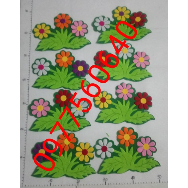 Bụi cỏ trang trí bằng vải nỉ, giá : 7k/cái