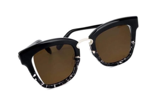 Kính Salvatore | BigBuy360 - bigbuy360.vn