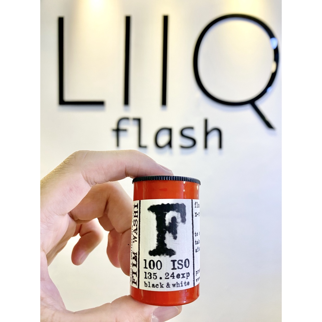 Phim Washi F ISO 100, Đen Trắng B&W, 135/35mm x 24 Kiểu, In Date Cho Máy Chụp Ảnh Film - LIIQ Flash