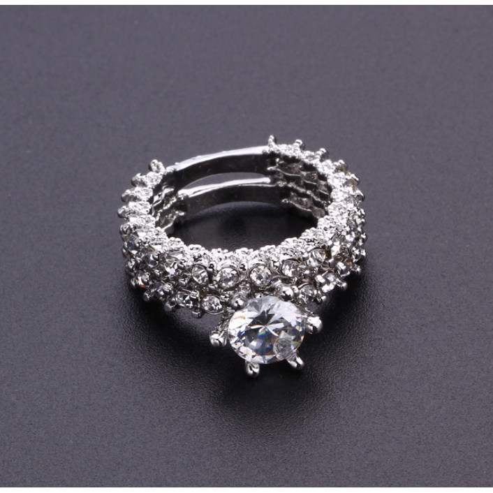 Nhẫn đá quý trắng yvd-valentine