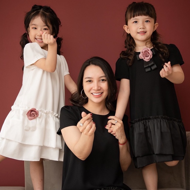 Váy babydoll cộc tay màu đen cho bé gái 137KIDS thiết kế chất cotton thấm hút mồ hôi