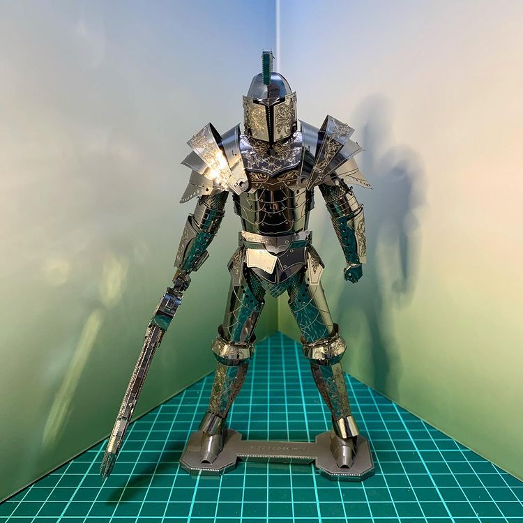 Mô Hình 3D Kim Loại Áo Giáp Kỵ Sĩ Bóng Đêm