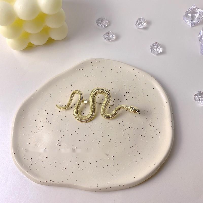 Ghim Cài Áo Kim Loại Hình Rắn Phong Cách Âu Mỹ Cá Tính