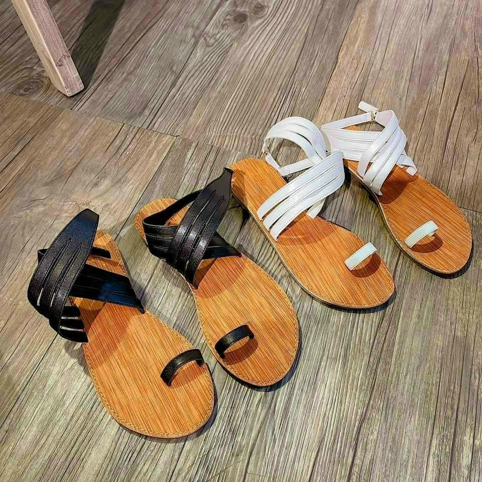 Dép sandal nữ xỏ ngón quai chéo đế vân gỗ sang chảnh