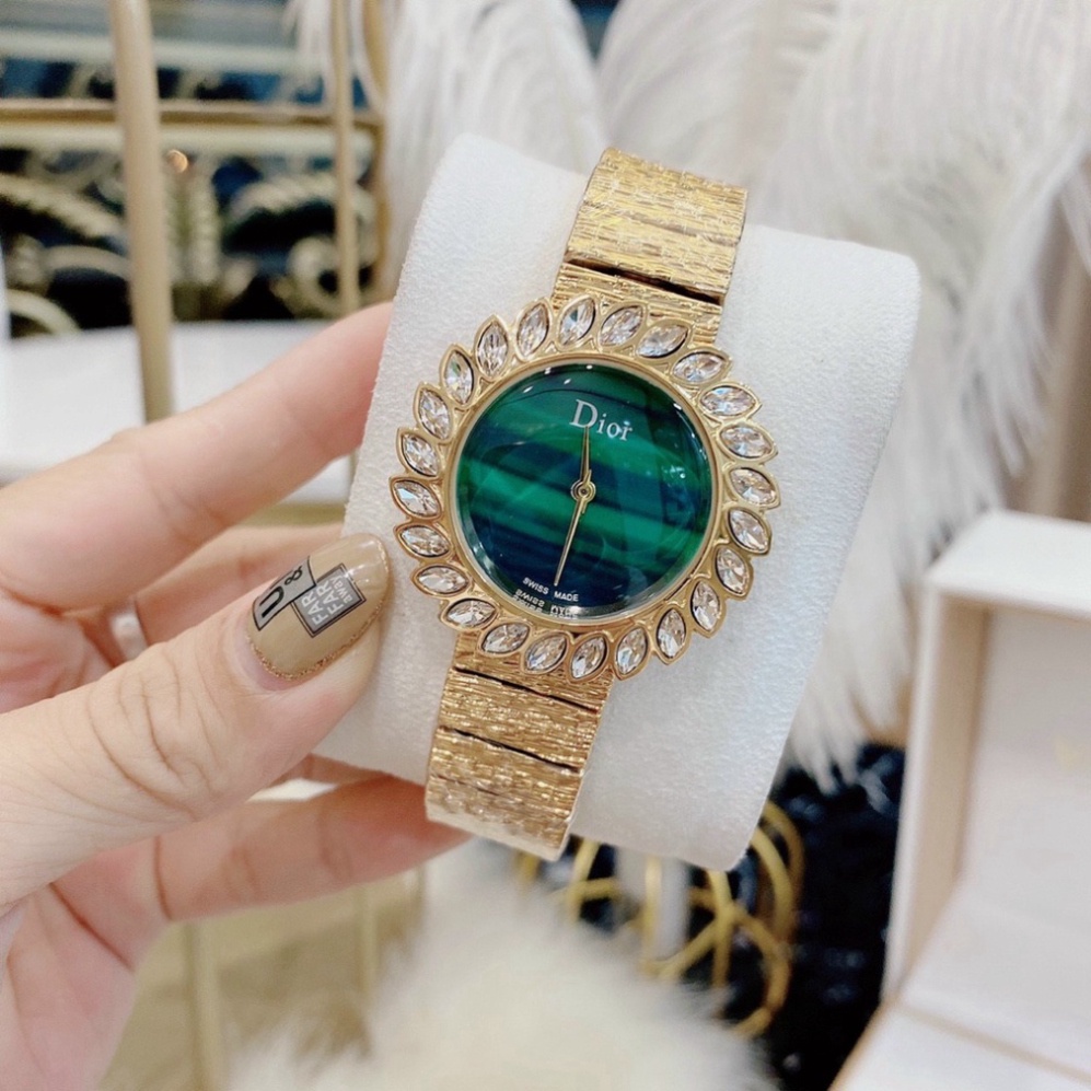 Đồng hô đeo tay thời trang, đồng hồ nữ đẹp cao cấp DIOR dây mành dáng lắc tay mặt kim loại đính đá